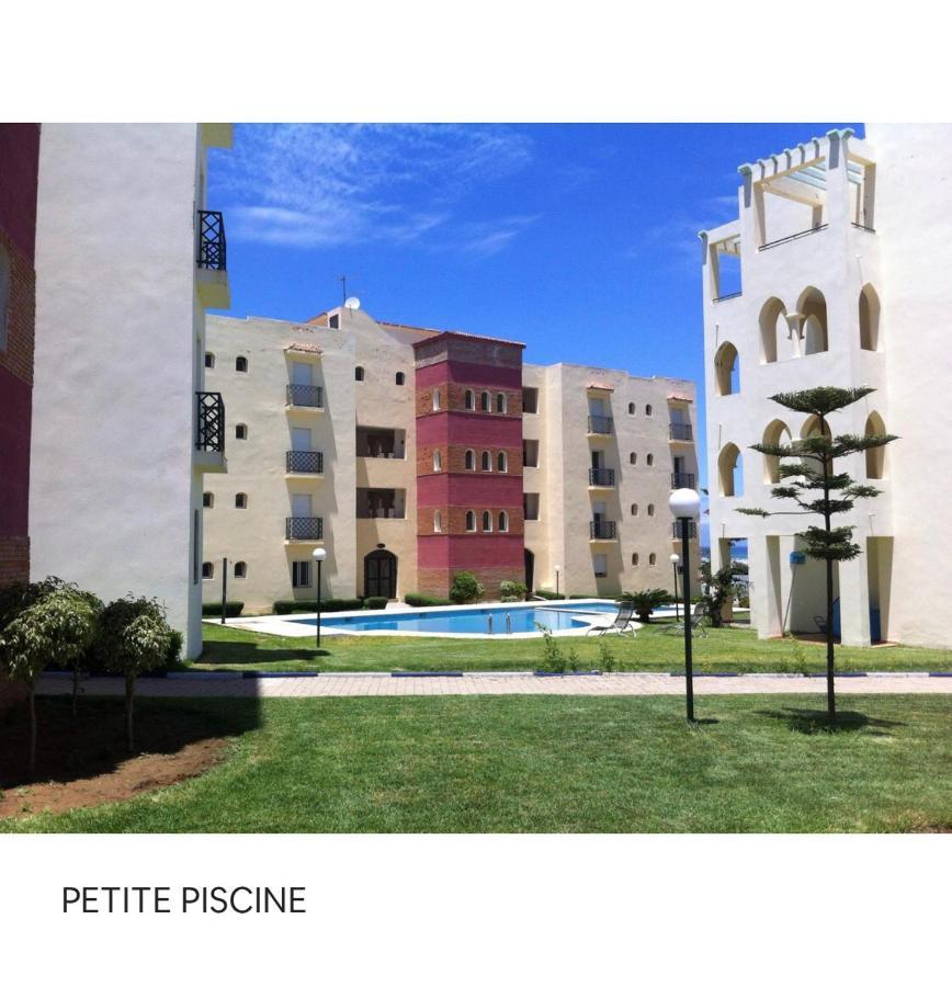 Appartamento TANGER/ASILAH: APPART 50m2 FACE MER ET PISCINES, 5 PLACES, TOUT ÉQUIPÉ+WIFI+CLIM Briech Esterno foto