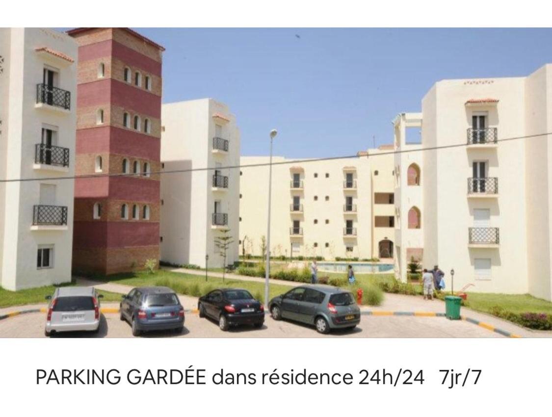 Appartamento TANGER/ASILAH: APPART 50m2 FACE MER ET PISCINES, 5 PLACES, TOUT ÉQUIPÉ+WIFI+CLIM Briech Esterno foto