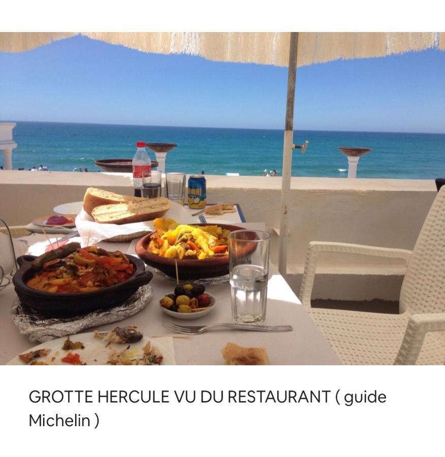 Appartamento TANGER/ASILAH: APPART 50m2 FACE MER ET PISCINES, 5 PLACES, TOUT ÉQUIPÉ+WIFI+CLIM Briech Esterno foto